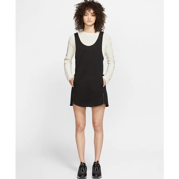 Hurley Dresses & Skirts - Hurley Sueded Zip Jumper Dress Black